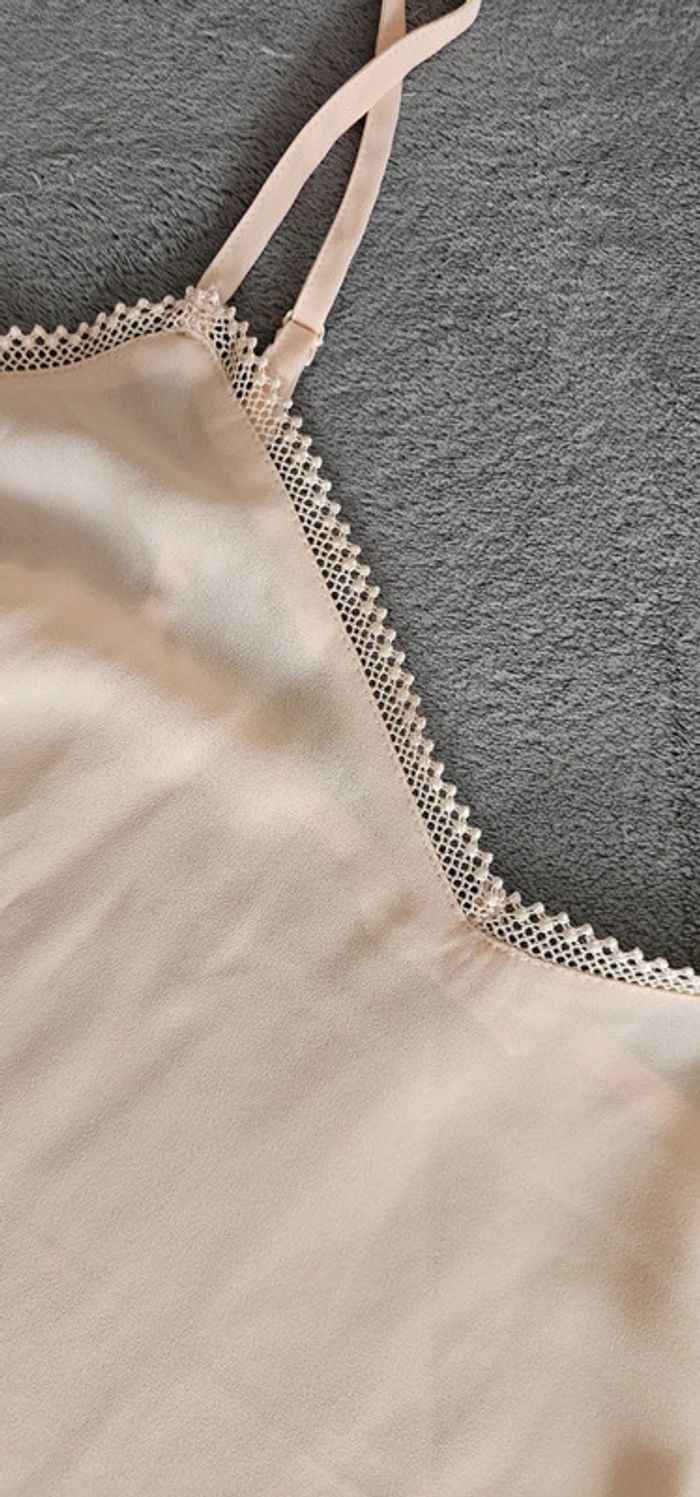 Magnifique débardeur rose pâle - photo numéro 2