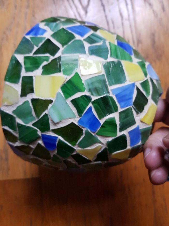 Abat jour platre et carreaux de céramique