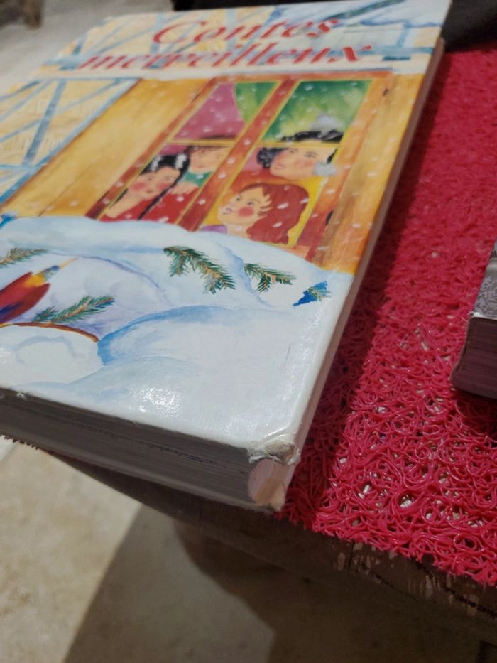 Livre contes merveilleux - photo numéro 5