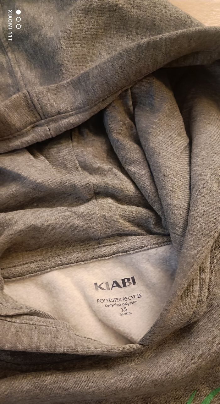 Pull/sweat garçon taille 14 ans ou XS - photo numéro 4