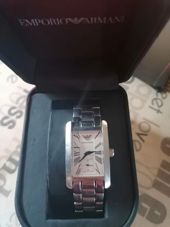 Montre emporio armani très bon état