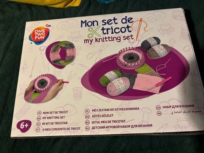 Set de tricot - photo numéro 2