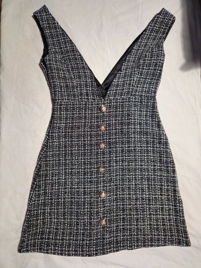 Robe décolleté