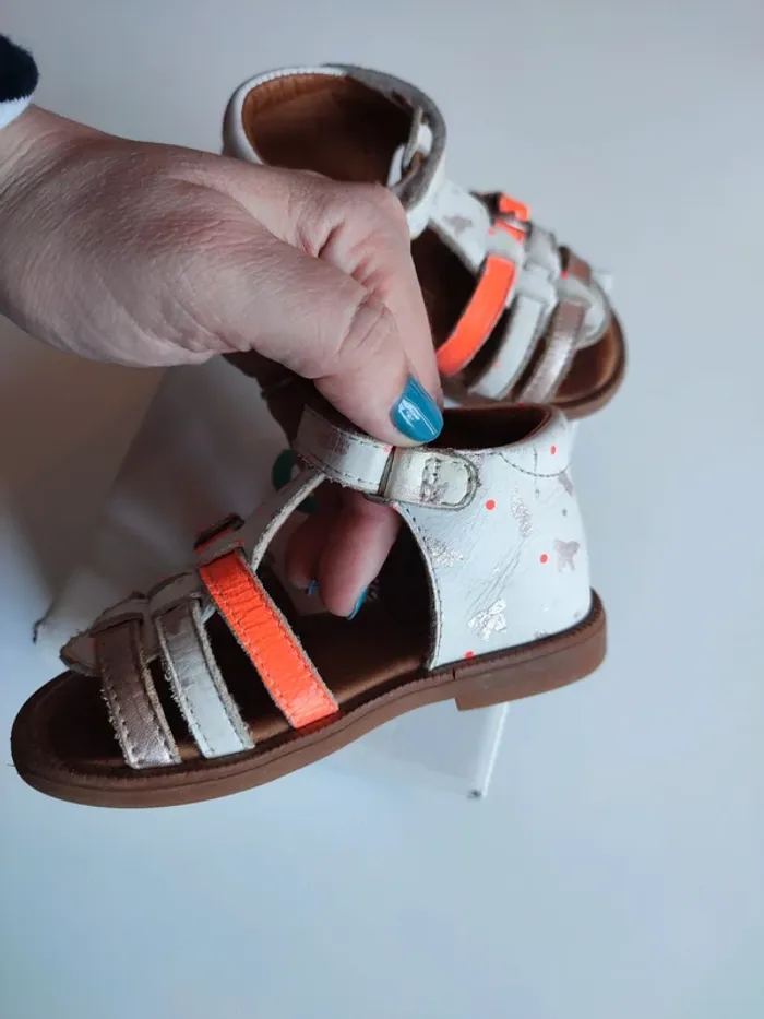 Sandales - photo numéro 3