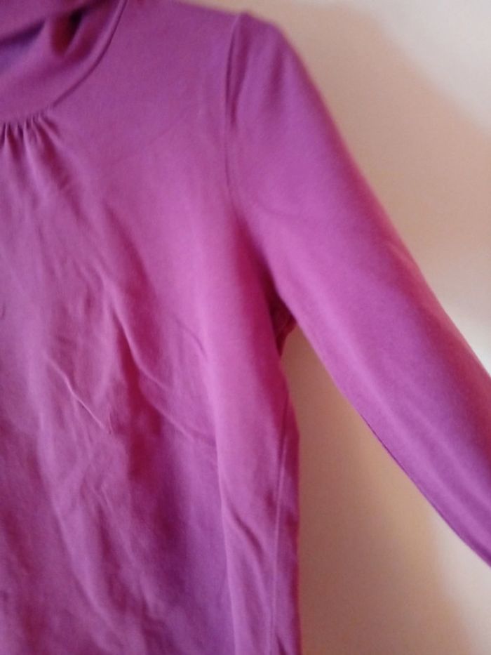 Joli sous pull violet. 10 ans - photo numéro 5
