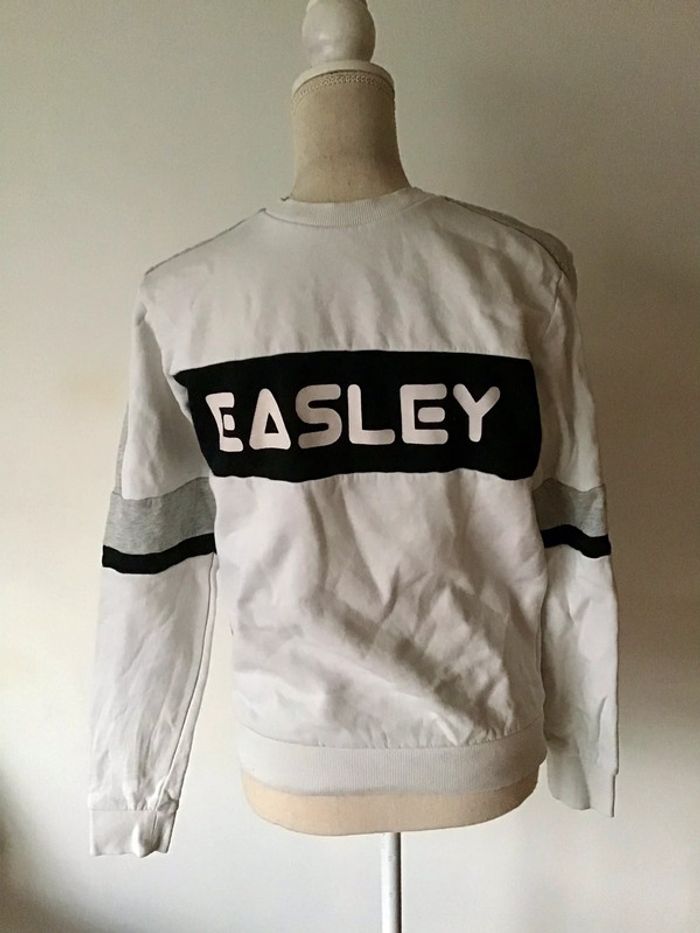 Pull taille XS marque Kiabi blanc noir gris (1223)