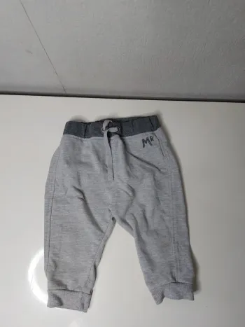 Pantalon jogging gris" Tape à l'oeil"