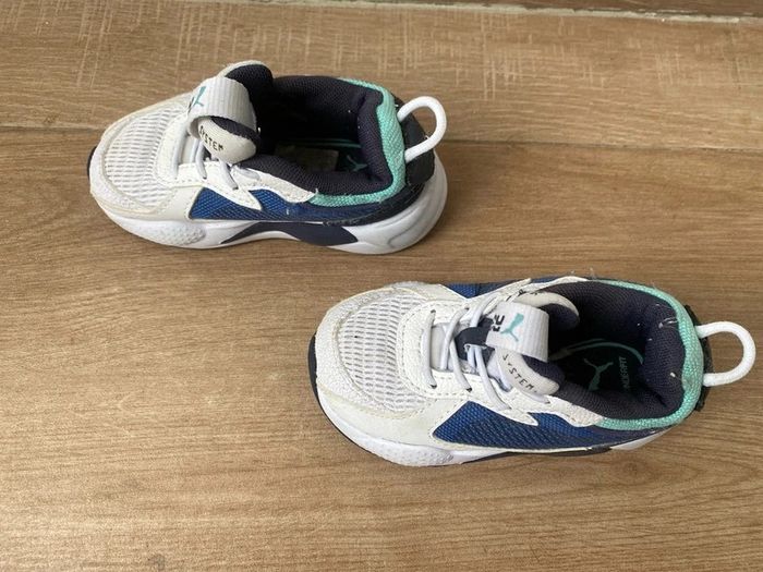 Basket Puma en taille 22 - photo numéro 2