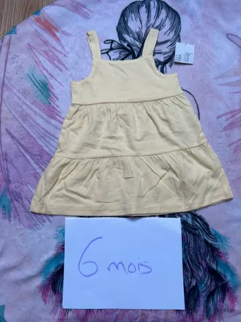 Robe jaune