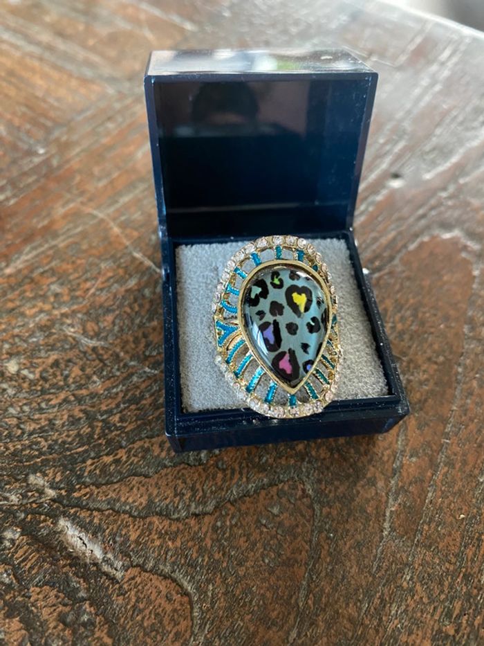 Magnifique bague réglage avec strass et pierre façon léopard - photo numéro 5