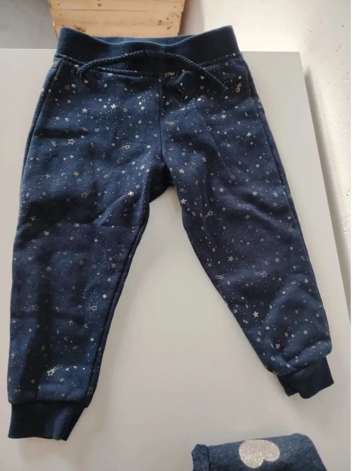 Lot de 2 pantalons 12**18 mois 86 cm - photo numéro 4