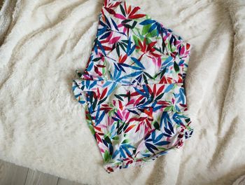 Short femme S neuf