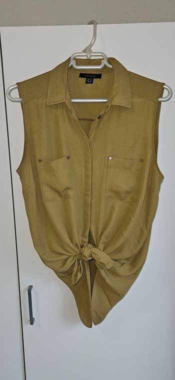 Blouse sans manches