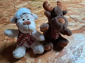 2 peluches