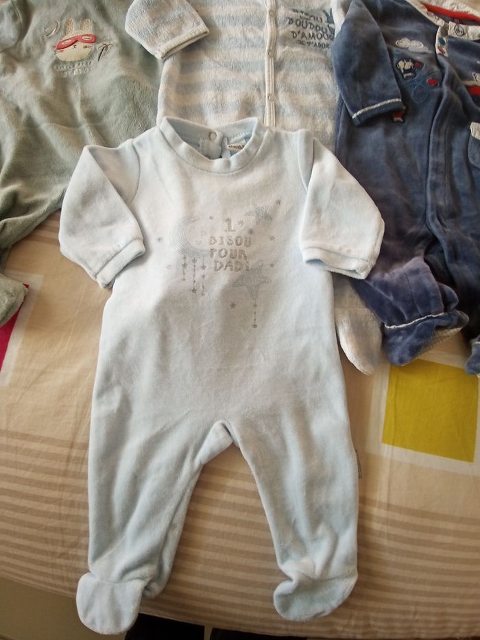 Lot 4 pyjama velours - photo numéro 2