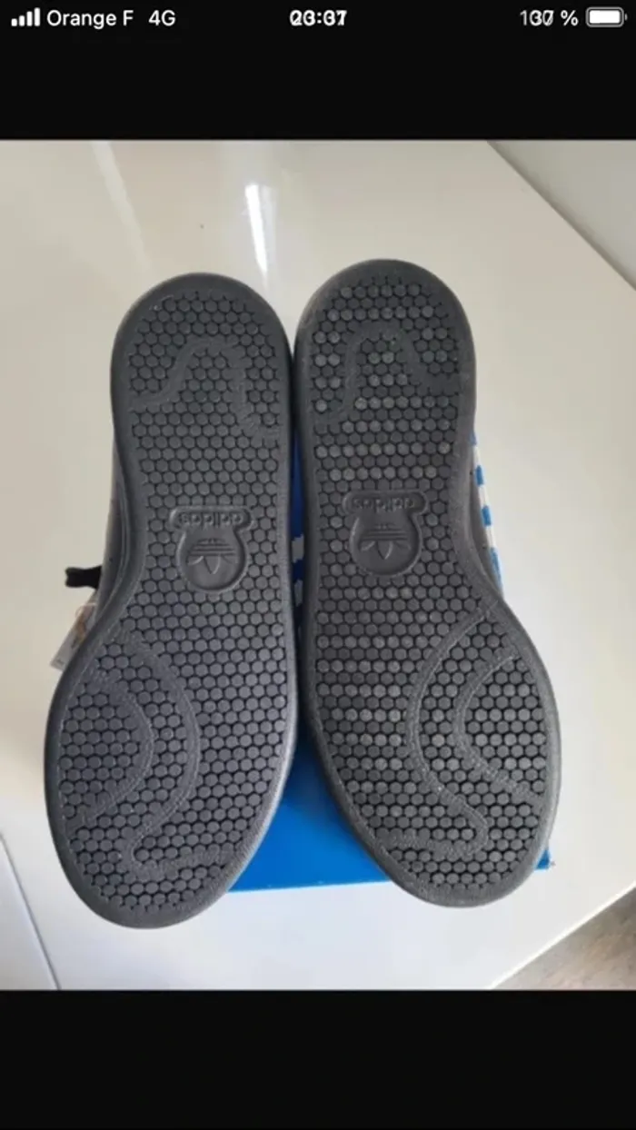Basket Stan Smith neuve taille 38 - photo numéro 4