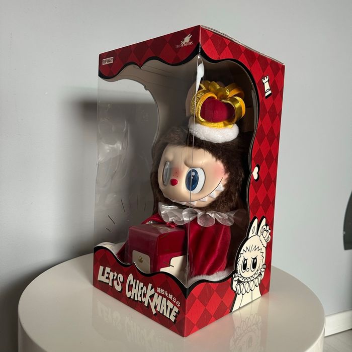 Pop Mart Labubu The Monsters Let's Checkmate KING Series Vinyl Plush Doll New - photo numéro 2