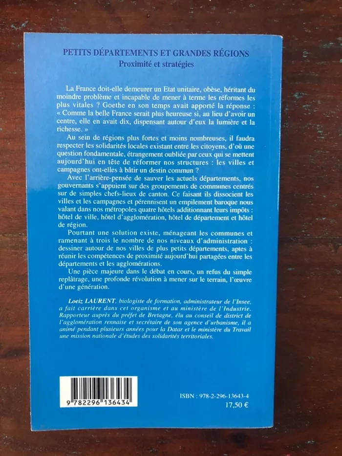 Livre broché "Petits départements et grandes régions" - photo numéro 2