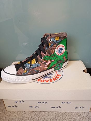 Converse dinoverse