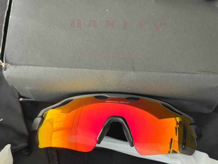 Lunettes OAKLEY - photo numéro 2