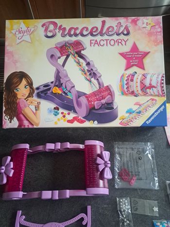 Bracelets factory
