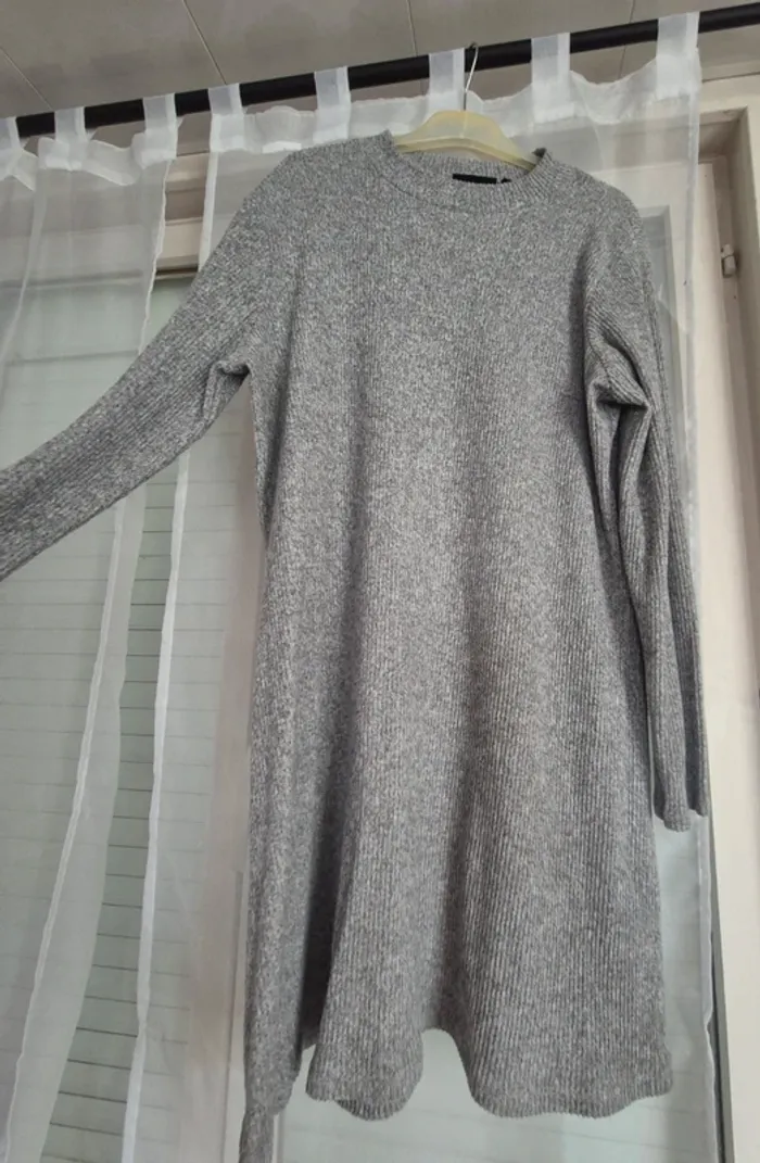 Robe pull grise