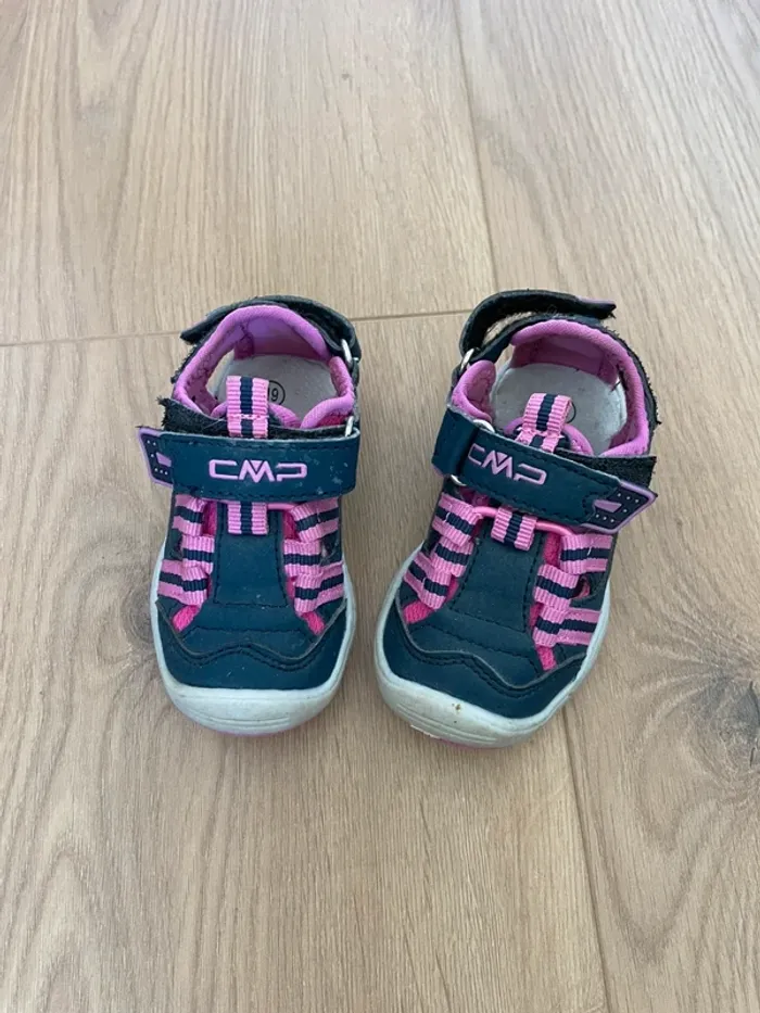 Nu pied taille 19