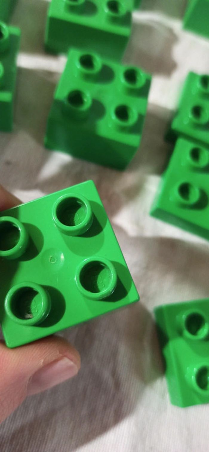 Briques vertes lego duplo - photo numéro 5