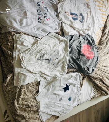 Joli lot vêtements fille 10 ans 