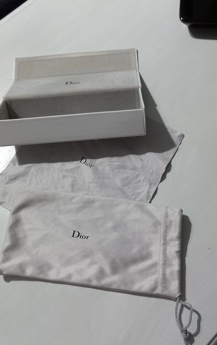 Etui à lunettes DIOR - photo numéro 2