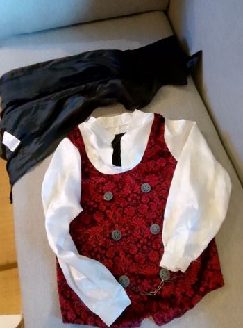 Chemise et cap de vampire