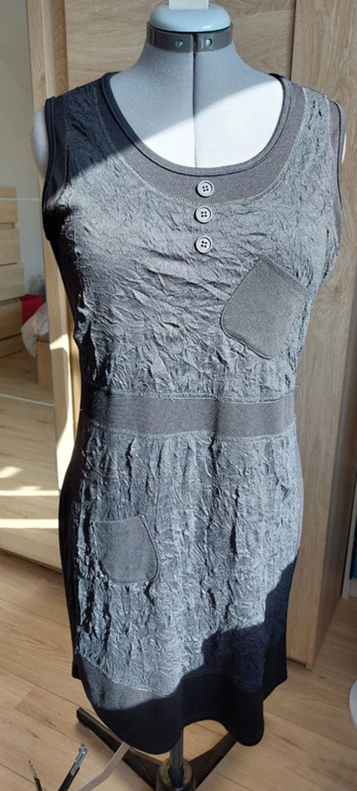 Robe noire sans manches Kiabi