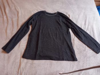 Pull Gris Noir Taille 12 ans
