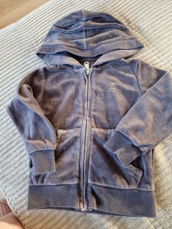 Gilet avec capuche