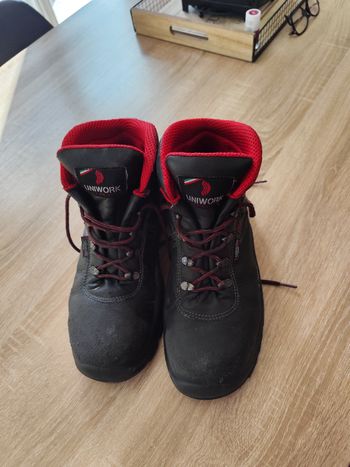 Chaussures de sécurité 43