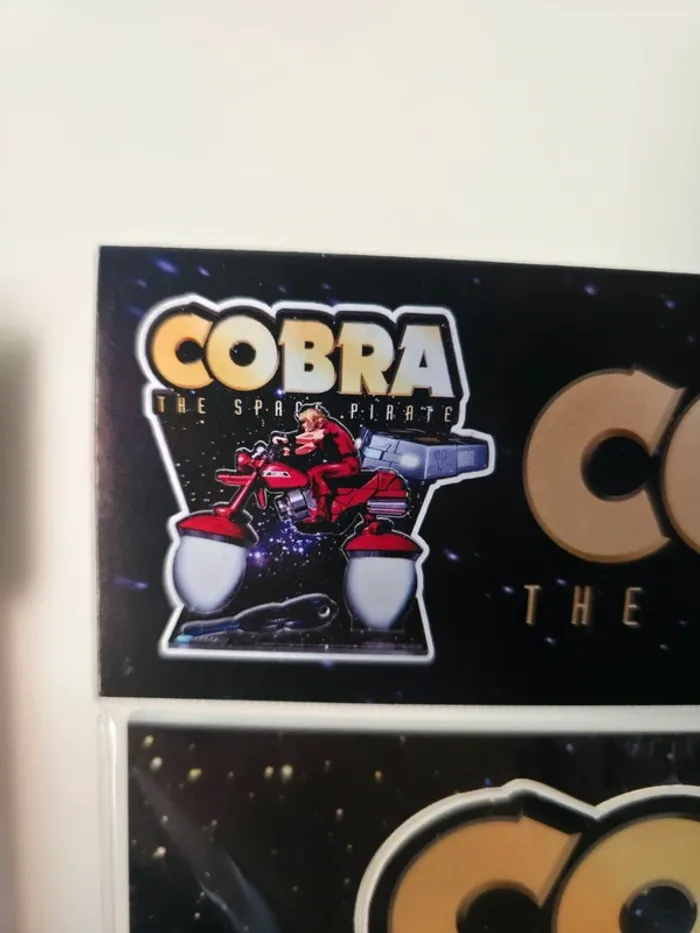 Cobra stand acrylique - photo numéro 5