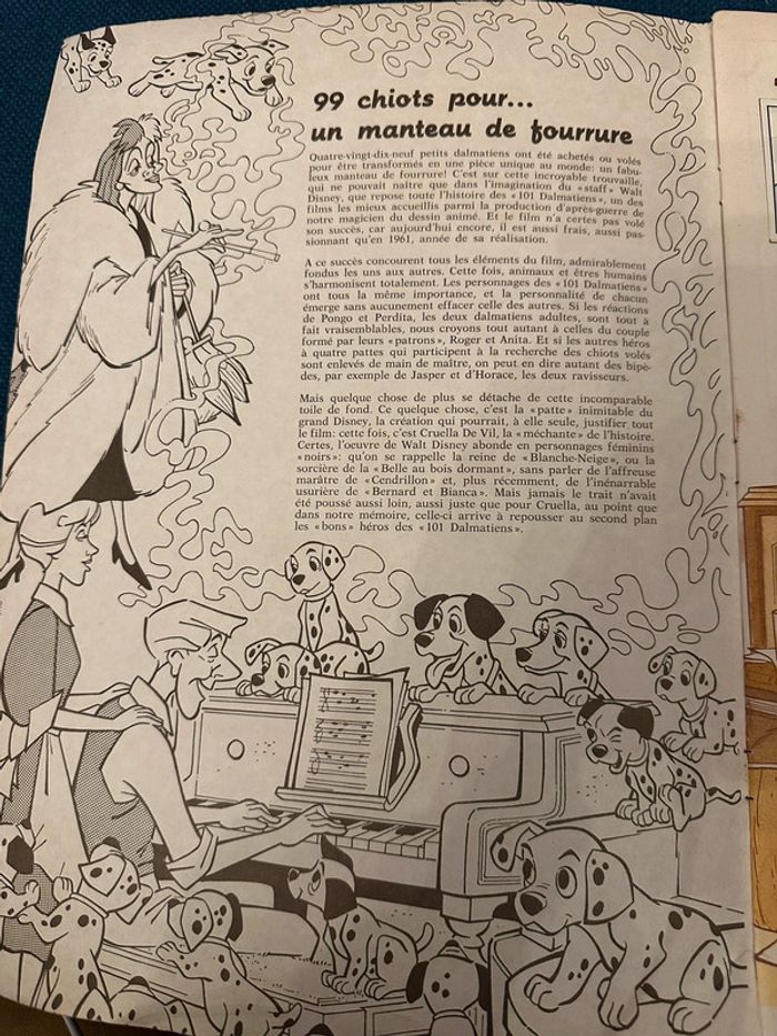 Album Panini ancien Disney les 101 dalmatiens chiens complet grand livre stickers - photo numéro 3