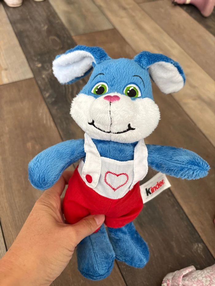 Doudou lapin bleu Kinder