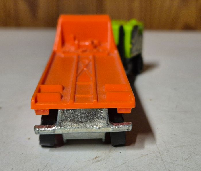 Hot Wheels camion transporteur miniature SFM63 caged cargo - photo numéro 4