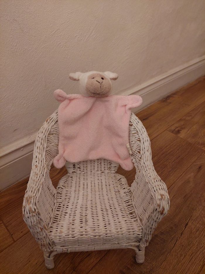 Doudou plat mouton rose Cartoon Club - photo numéro 4