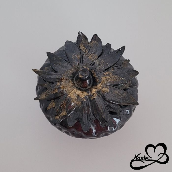 Boite Fraise Noire !! 🍓 - photo numéro 2