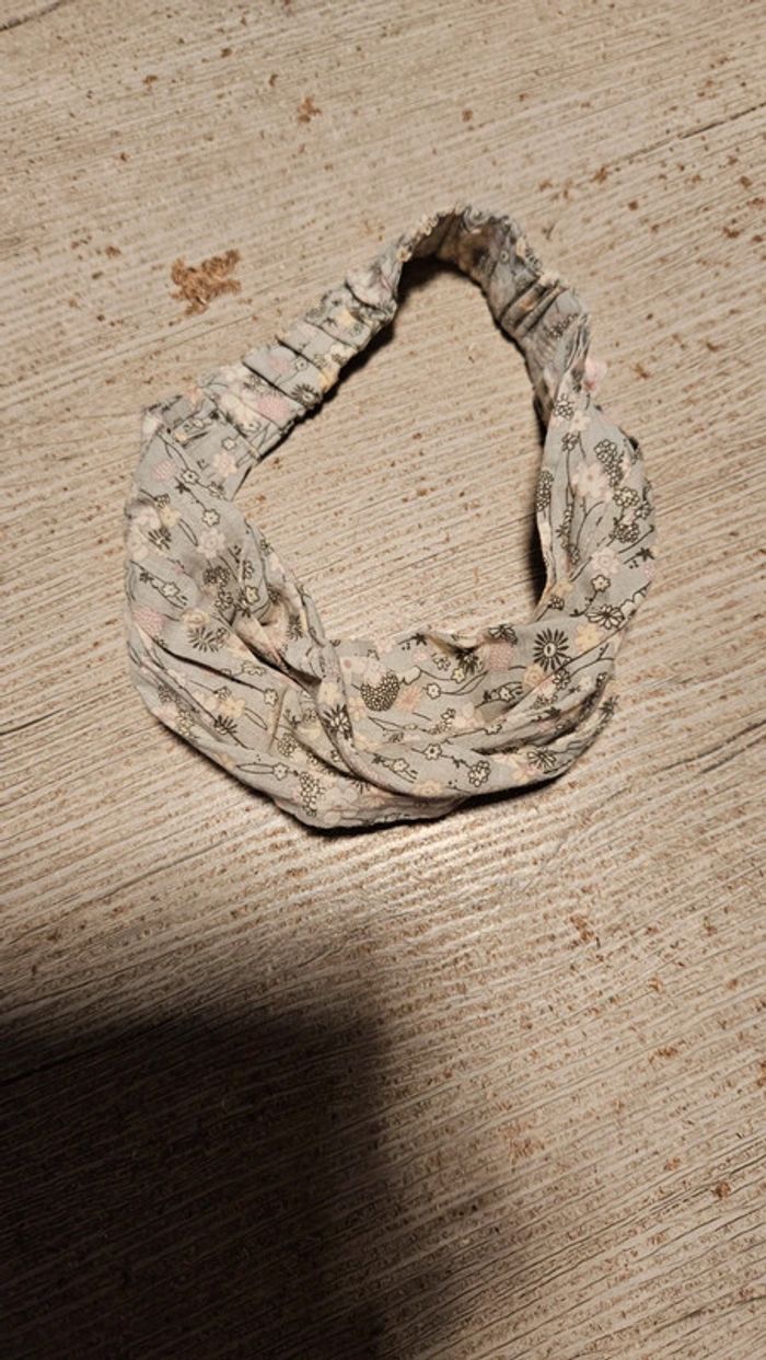 Bandeau large fille, élastqiue, gris/rose/beige, Noukie s, 2/4 ans - photo numéro 4