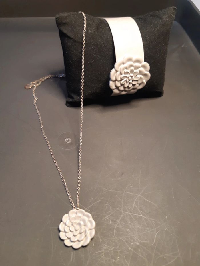 Skalli Parure collier et bracelet manchette fleur en tbe - photo numéro 3