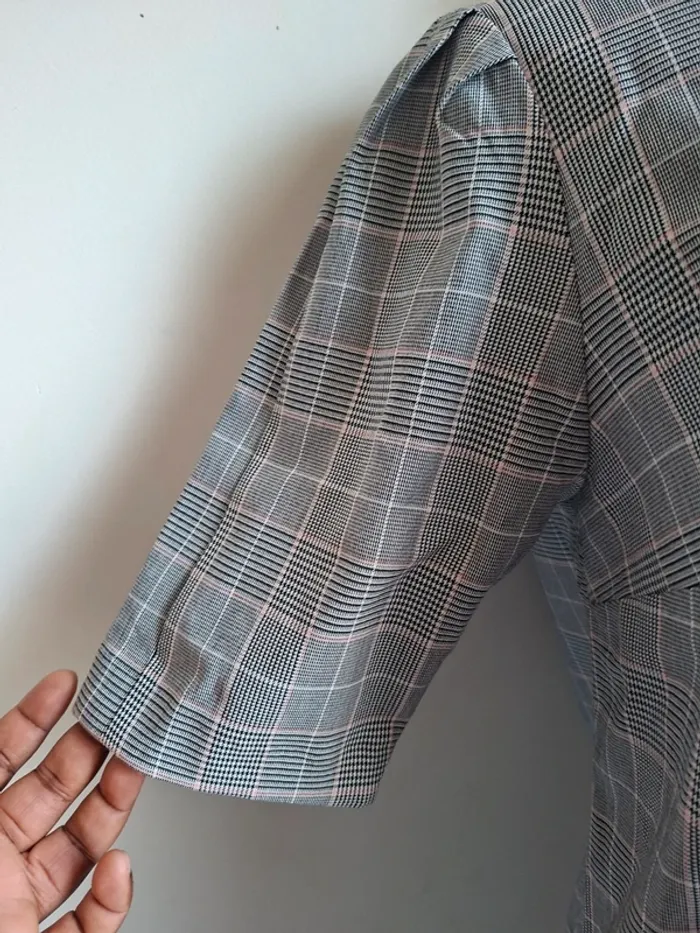 Robe grise à carreaux- coupe droite et élégante, Camaïeu neuve, taille 40 - photo numéro 3