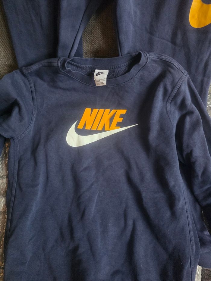 Ensemble jogging 158/170 cm Nike - photo numéro 2
