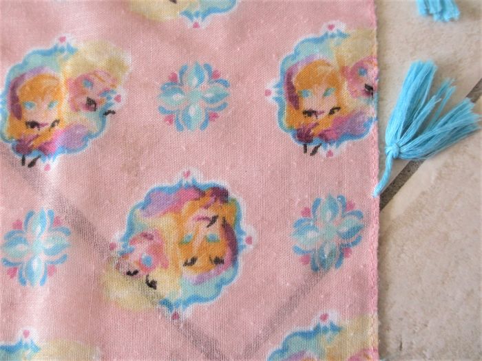 Foulard Reine des Neiges fille 110 x 65 cm - photo numéro 2