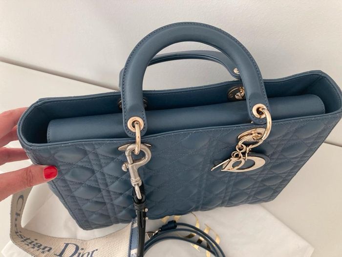 ‎Sac à main Lady Dior original bleu denim bleu comme neuf - photo numéro 4