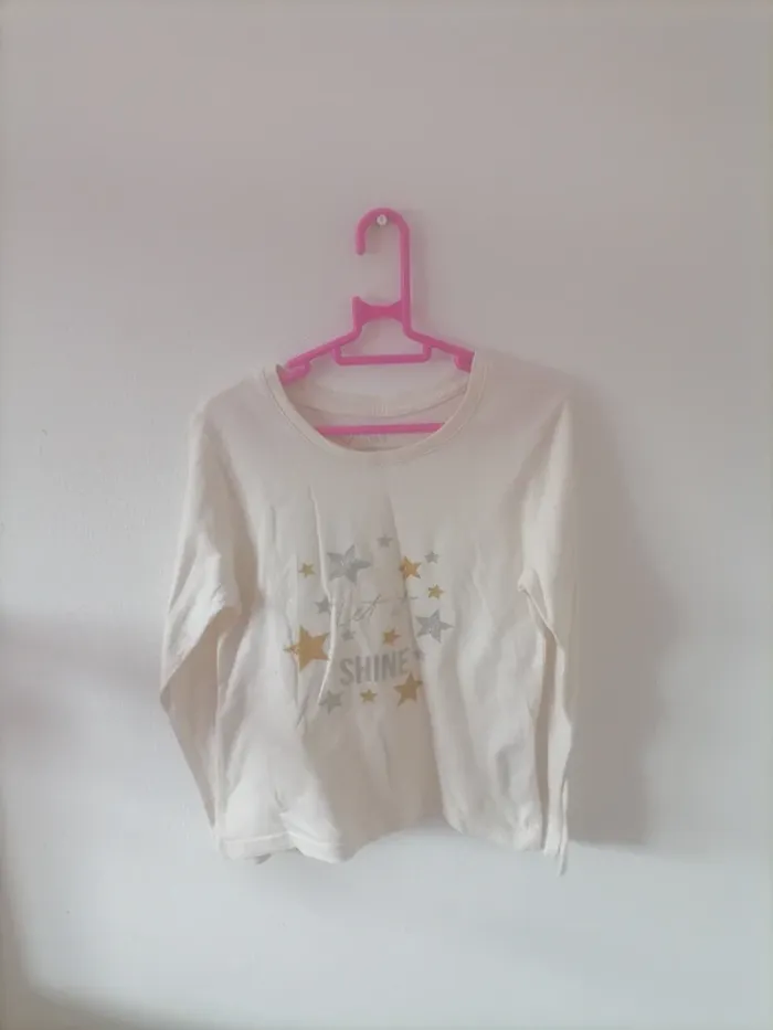 Tee shirt