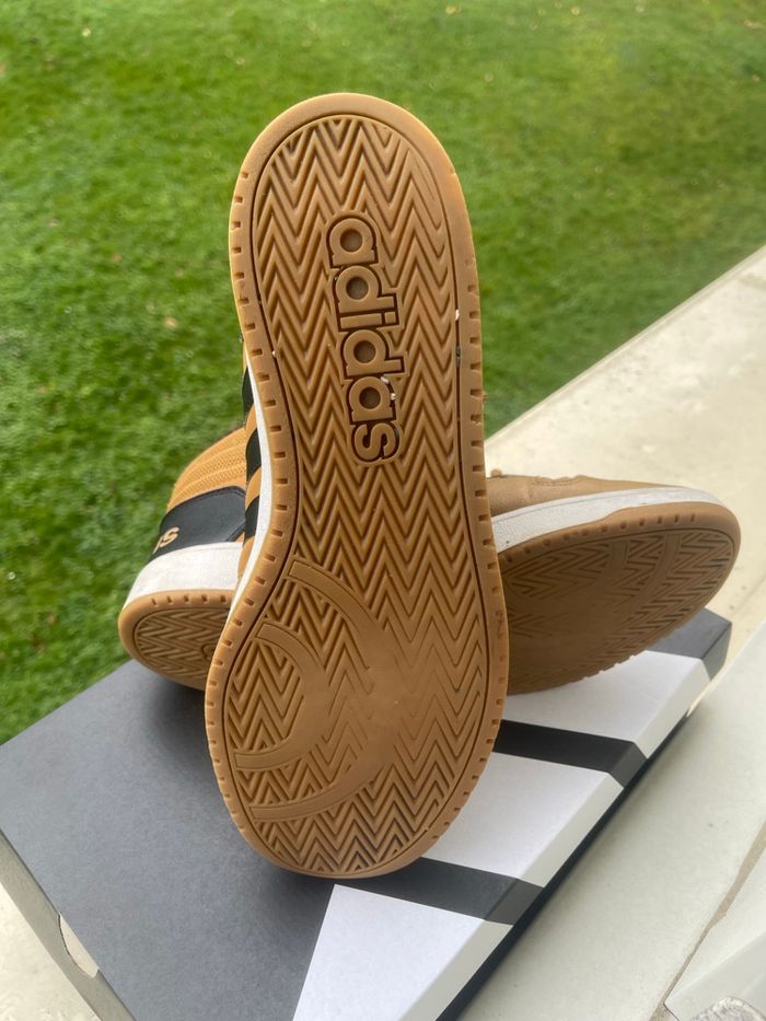 Basket adidas taille 46 - photo numéro 6