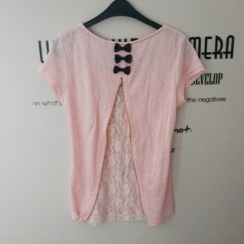 Superbe blouse dos dentelle rose pastel neuve étiquetée taille unique